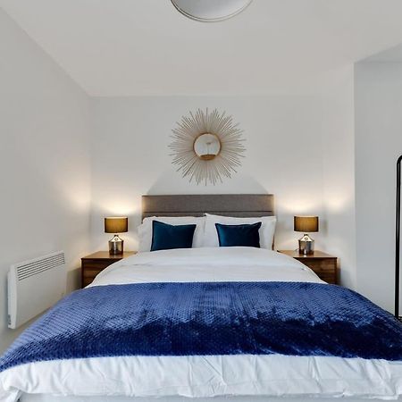1 Bed Modern Apartment In A Converted Mill Leeds  Exterior photo