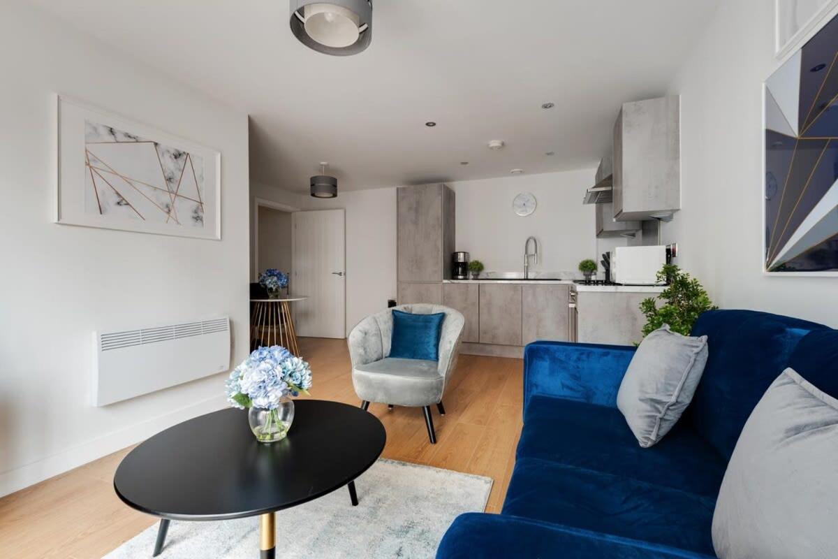 1 Bed Modern Apartment In A Converted Mill Leeds  Exterior photo